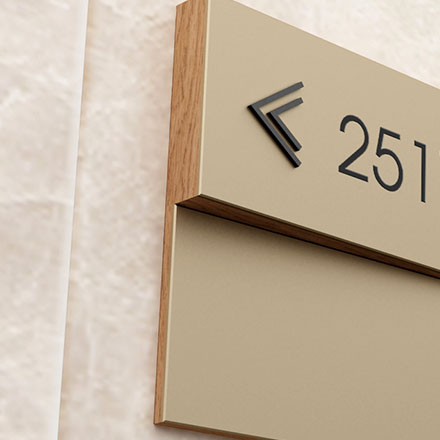 如廁文明標(biāo)識語宣傳語的設(shè)計